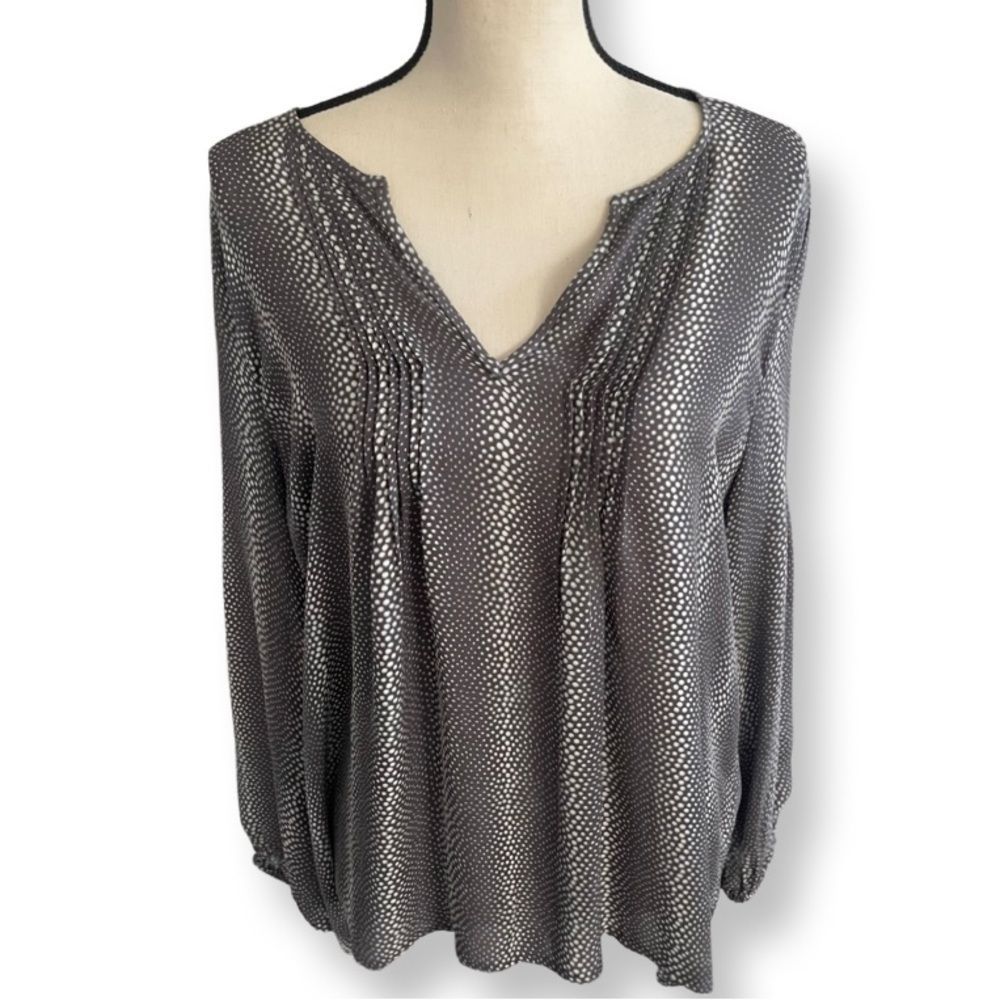 Joie Gray and White Dot V-Neck Long Sleeve Silk Blouse